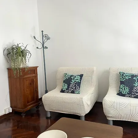 Attico Vista Mare Con Parcheggio Privato